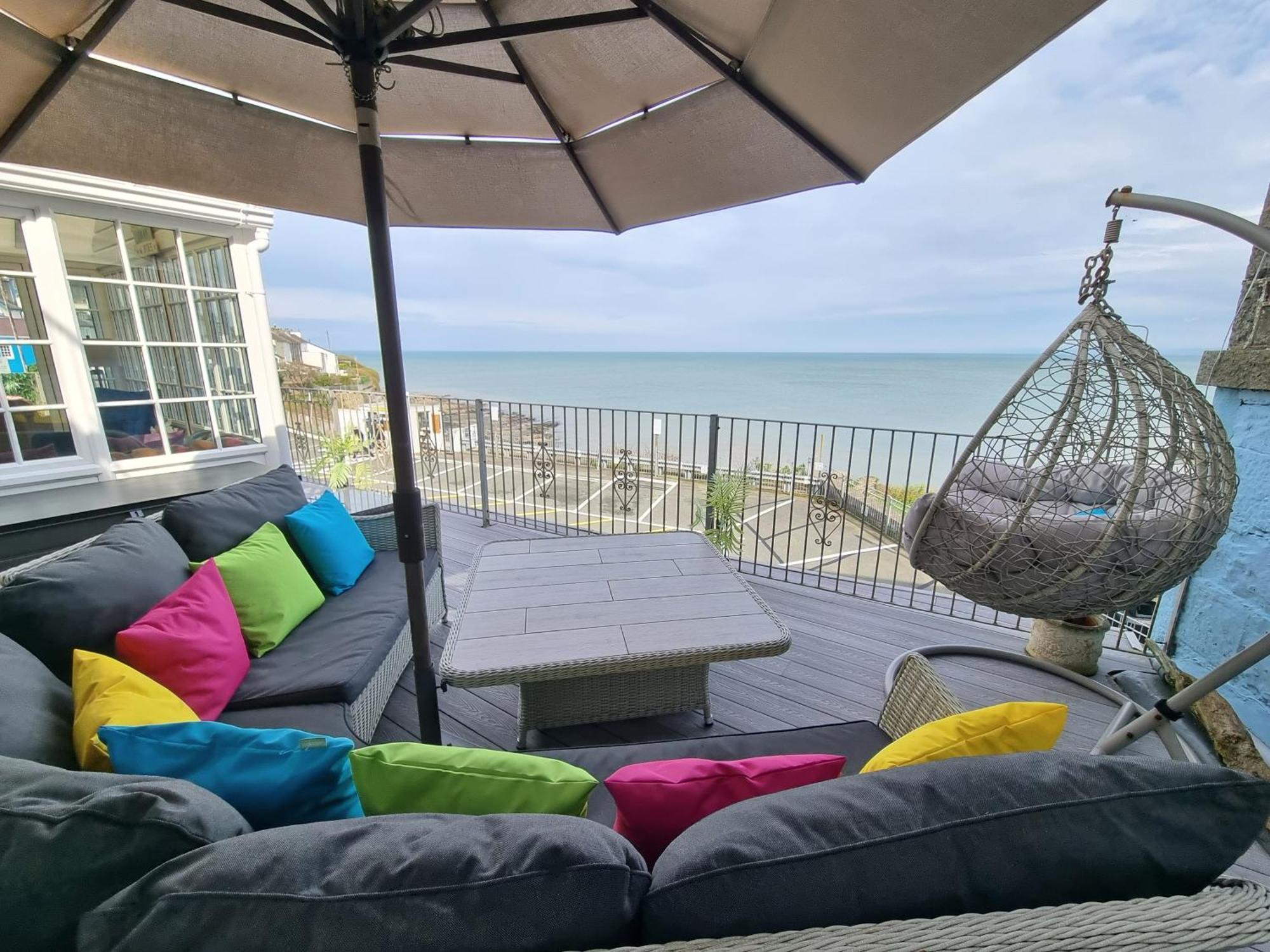 The Sup Shack Wellington Inn New Quay  Exteriör bild